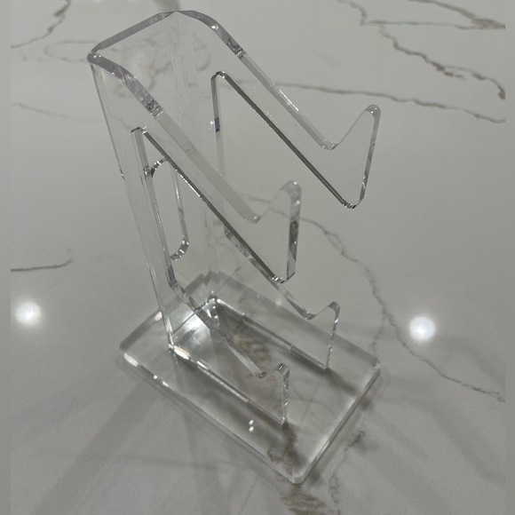 OAPRIRE Clear Acrylic Dual Controller Holder - Picture 2 of 4